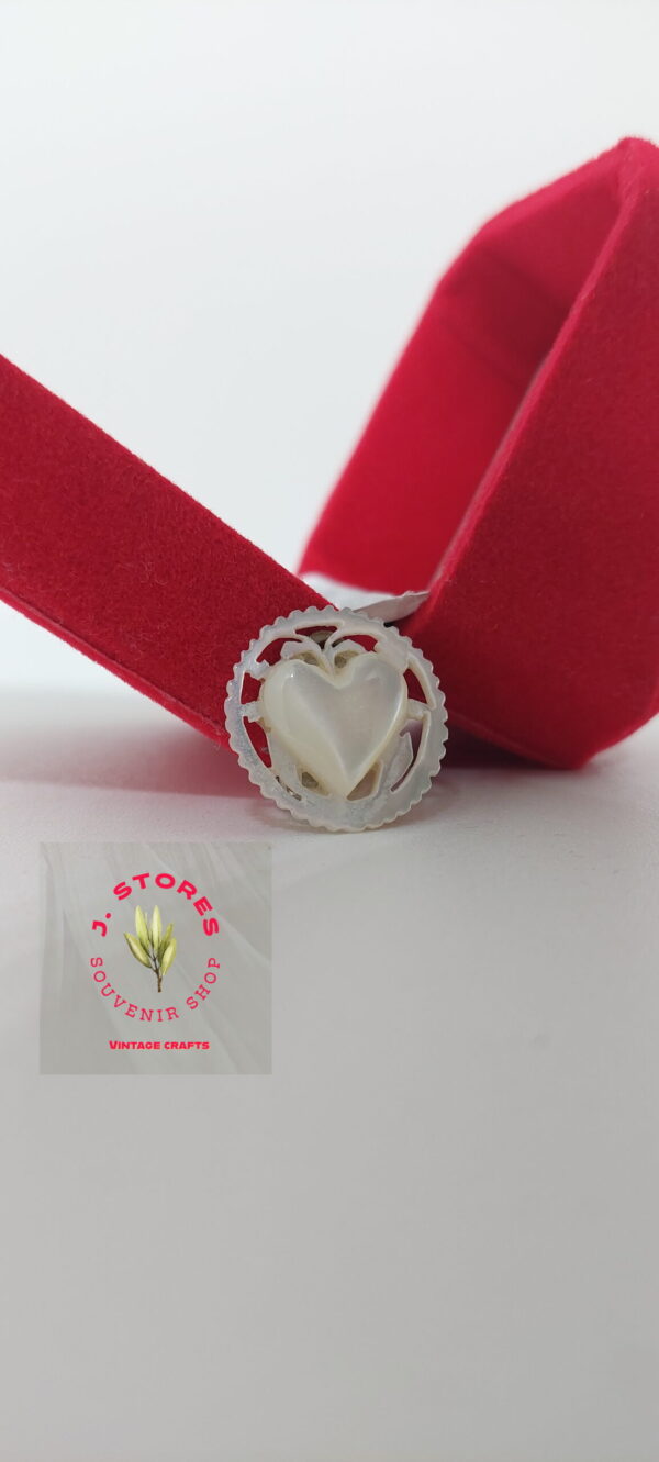 Mother of pearl handmade heart shape brooch